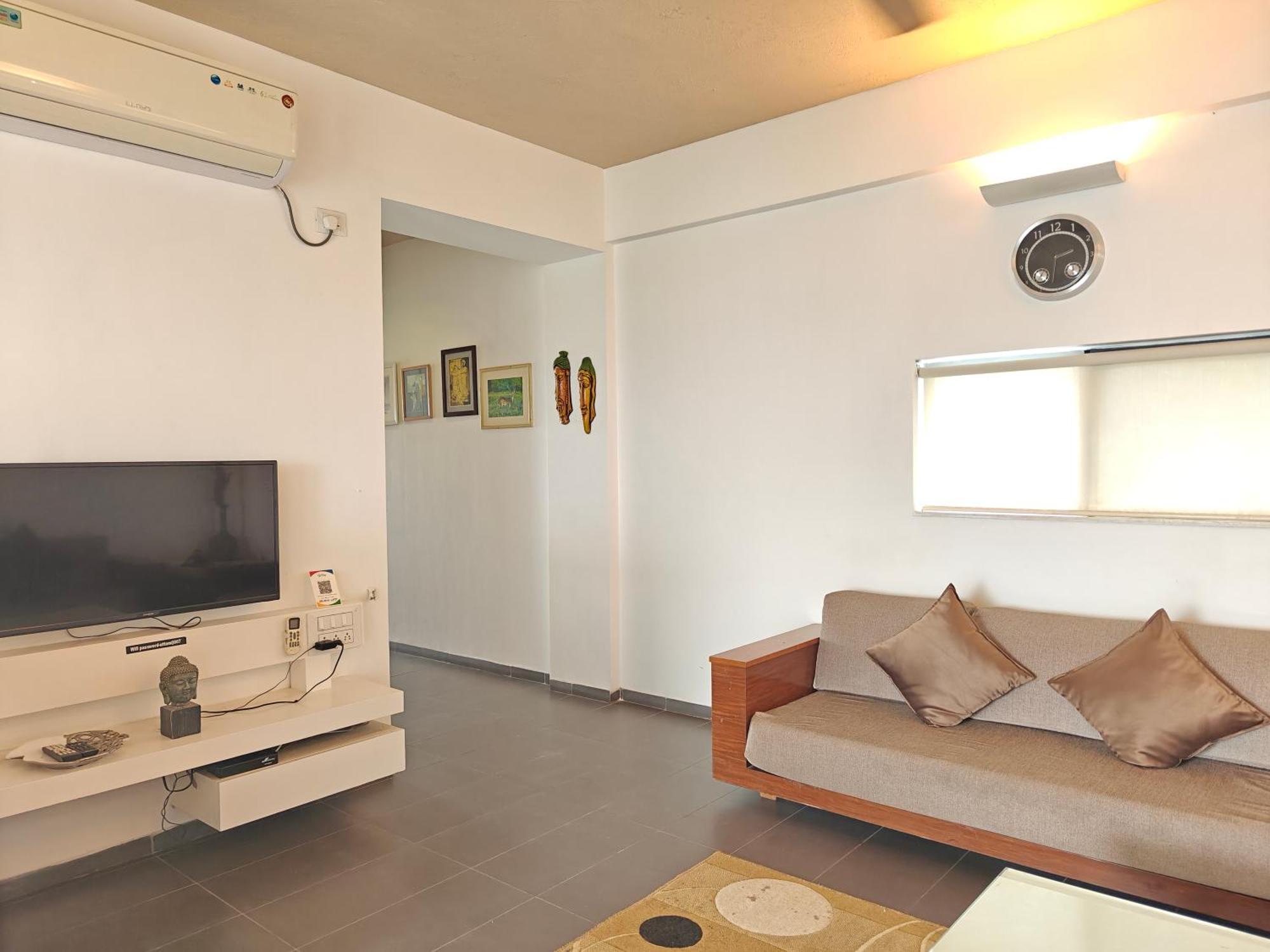 Chandralok Service Apartments Kolhapur Exterior foto