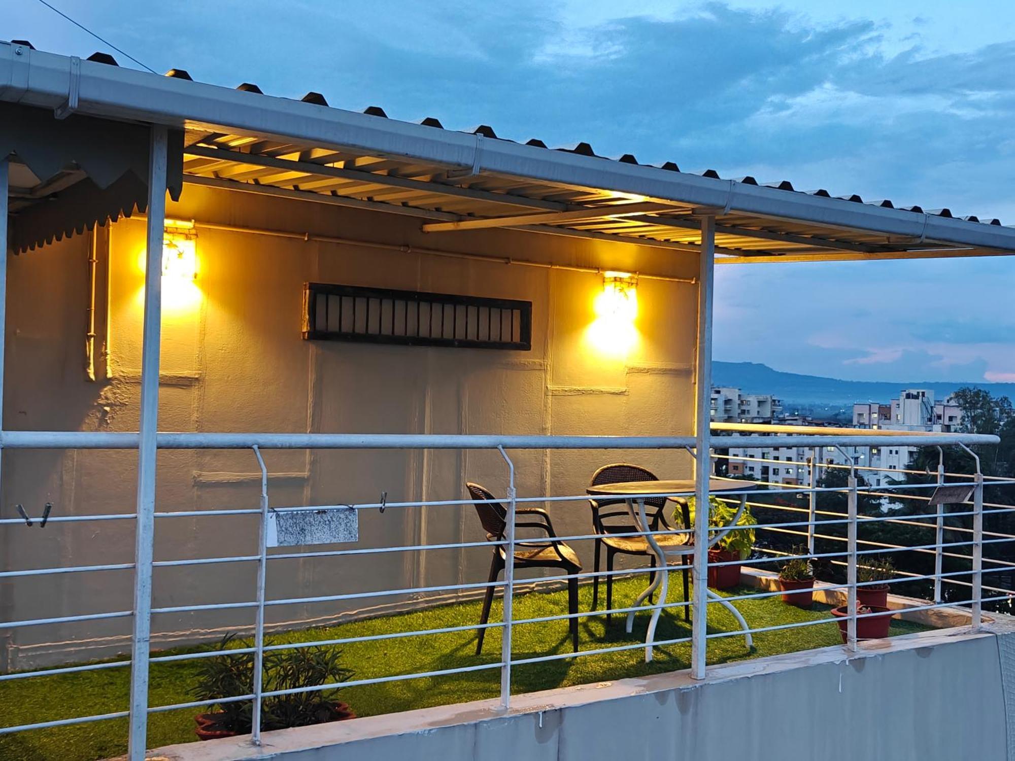 Chandralok Service Apartments Kolhapur Exterior foto