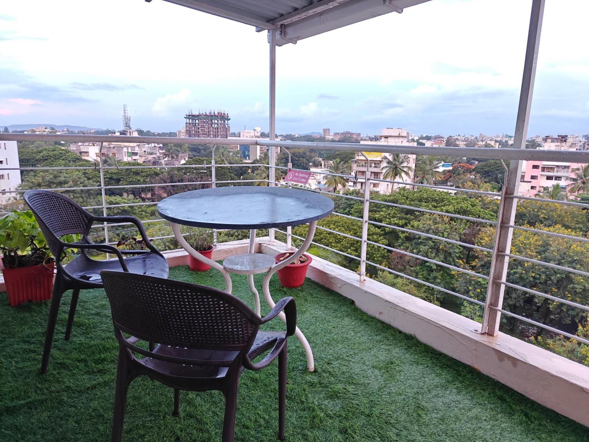 Chandralok Service Apartments Kolhapur Exterior foto