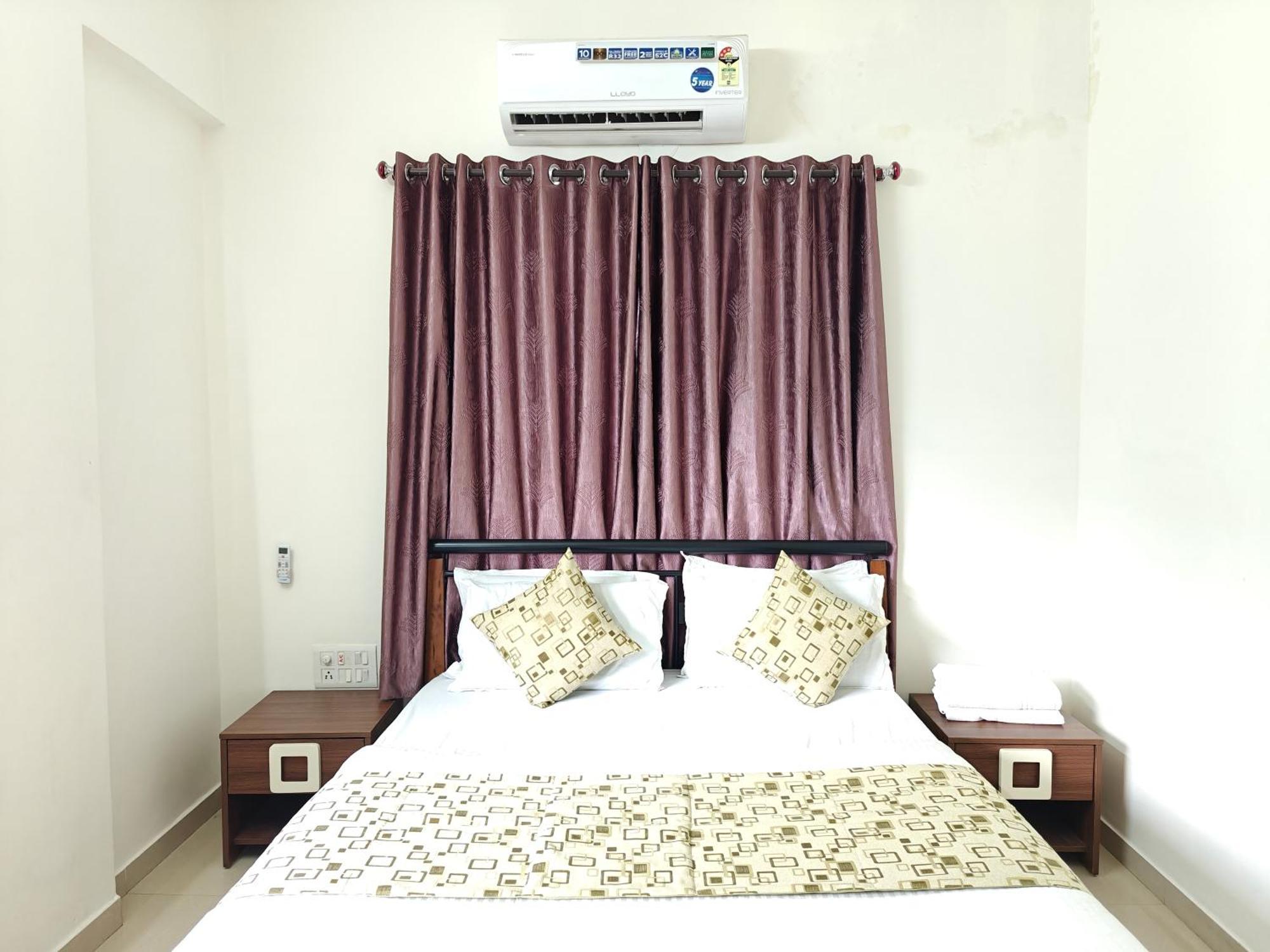 Chandralok Service Apartments Kolhapur Exterior foto