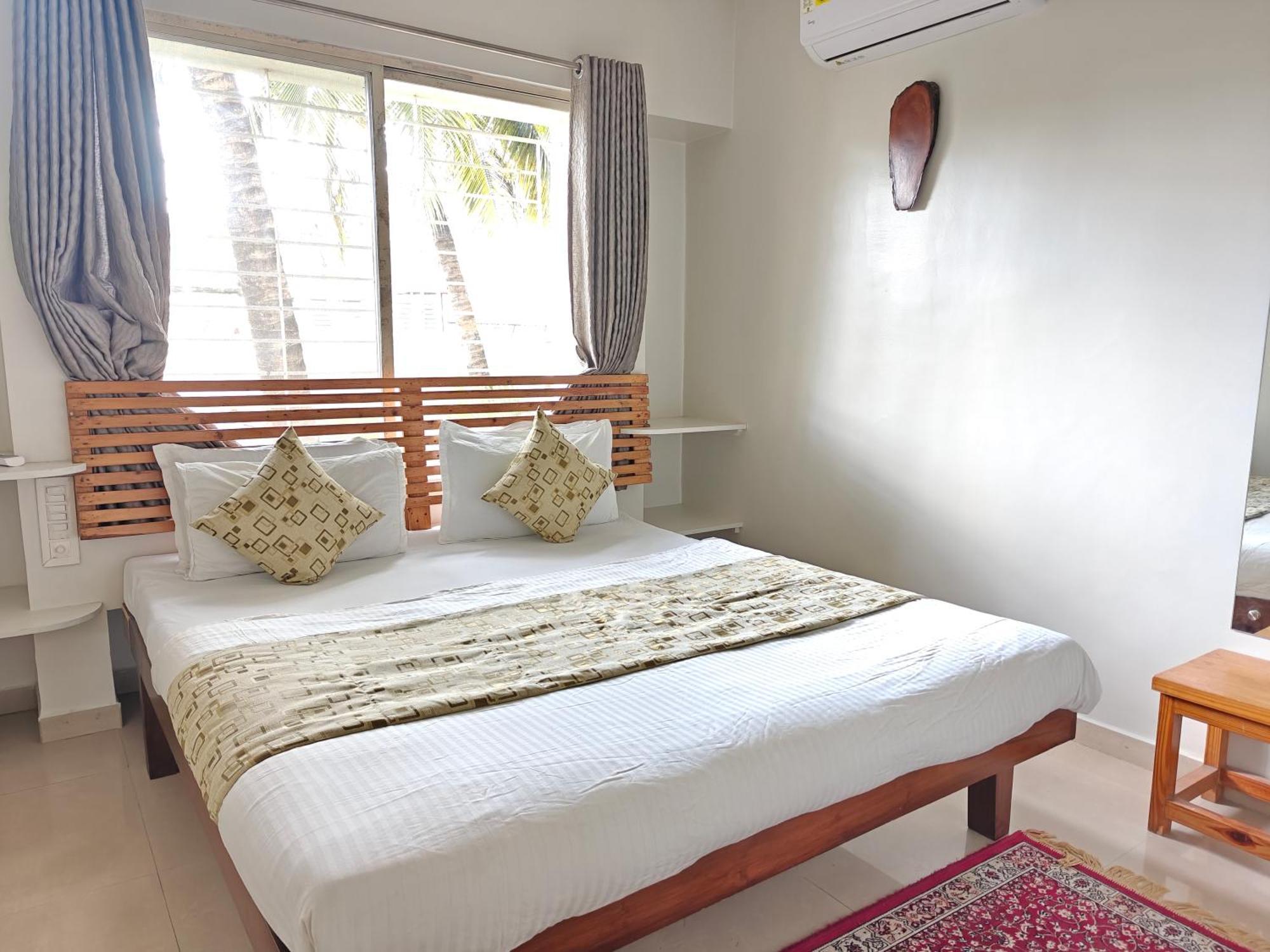 Chandralok Service Apartments Kolhapur Exterior foto